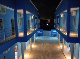 Residence MaryHouse - Free Breakfast and Taxi From Airport，位于科托努的酒店