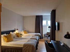 Hotell Erikslund，位于恩厄尔霍尔姆Ängelholm-Helsingborg Airport - AGH附近的酒店
